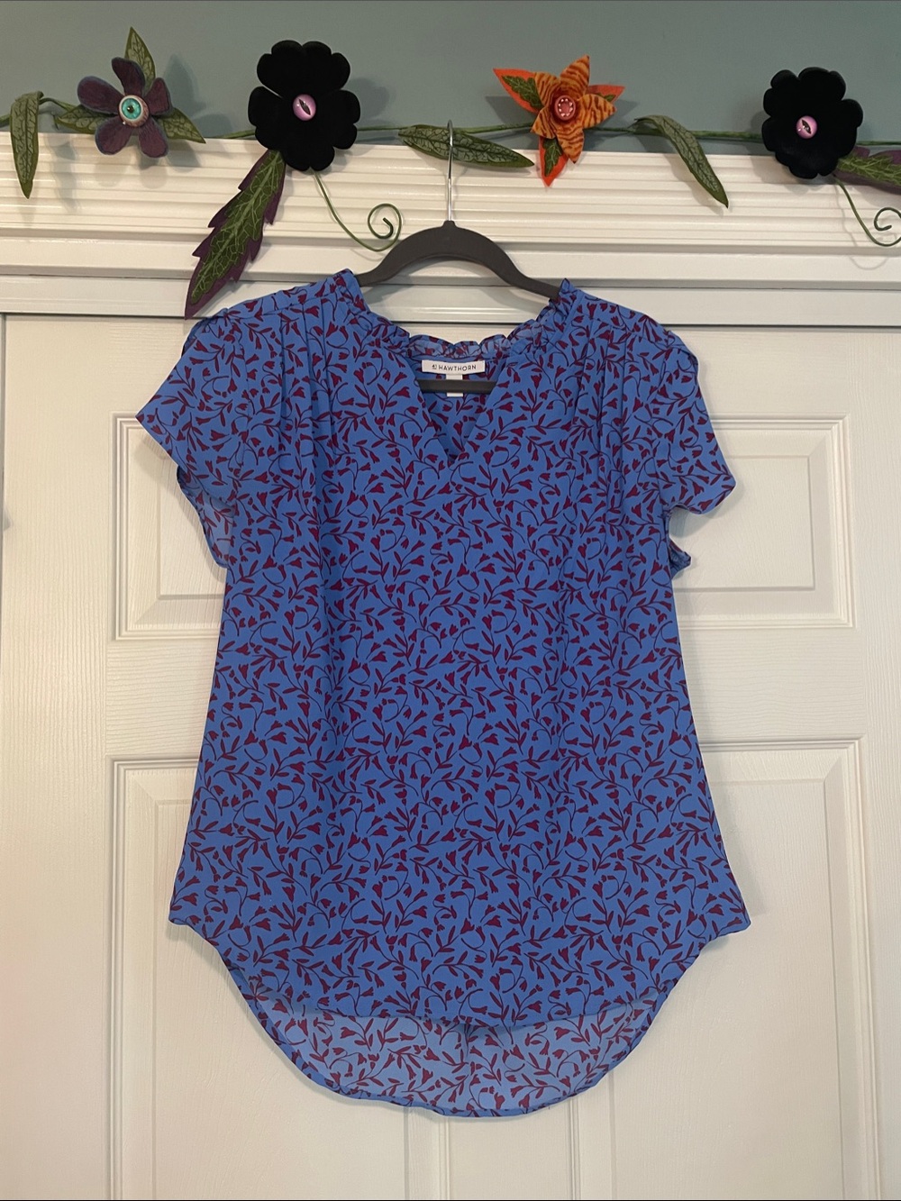 41 Hawthorn Blue Short Sleeve V-Neck Blouse with Maroon Leaf Print